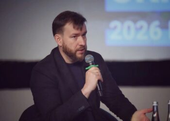 Улютин: Хочу заверить мам, что все выплаты по уходу за ребенком до года будут осуществлены