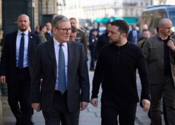 Неожиданный визит с Даунинг-стрит: коллега Стармера едет помочь Зеленскому