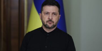 Украина ответит зеркально: Зеленский озвучил решение по пасхальному перемирию