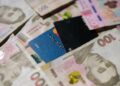 Зарплаты госслужащих выросли: где платят почти 100 тысяч гривен