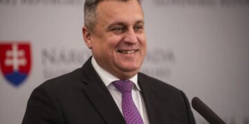 Соратник Фіцо розкритикував прем'єра Словаччини за підтримку вступу України в ЄС